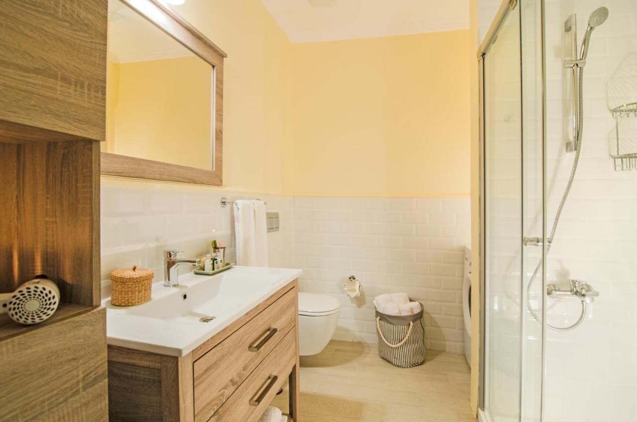 קוסדסי Rodina Suites Hotel מראה חיצוני תמונה