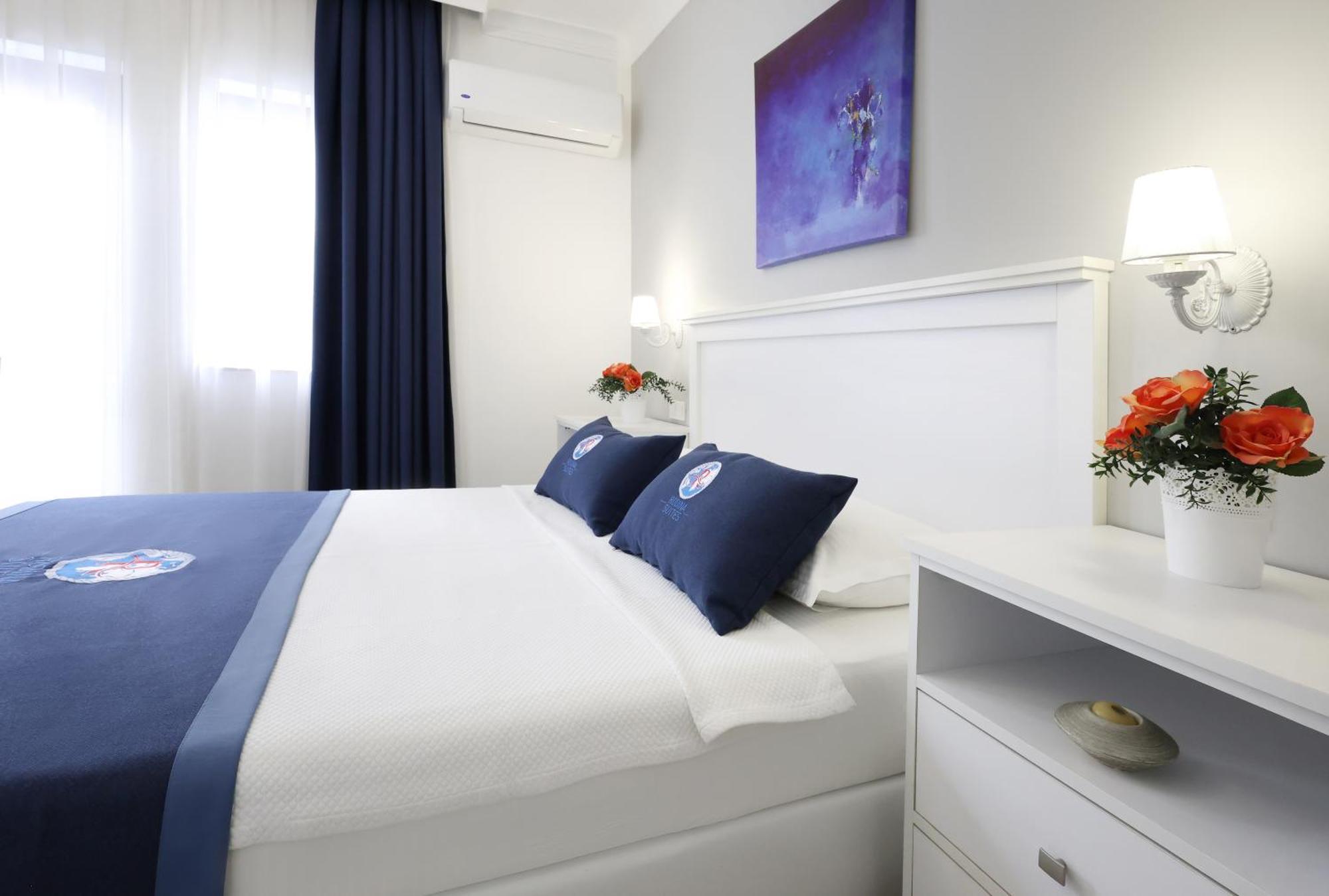 קוסדסי Rodina Suites Hotel מראה חיצוני תמונה