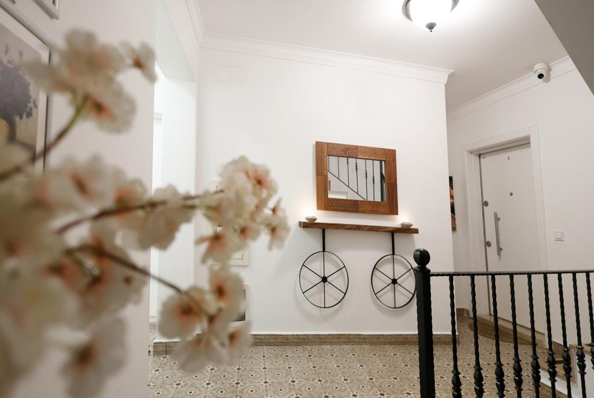 קוסדסי Rodina Suites Hotel מראה חיצוני תמונה