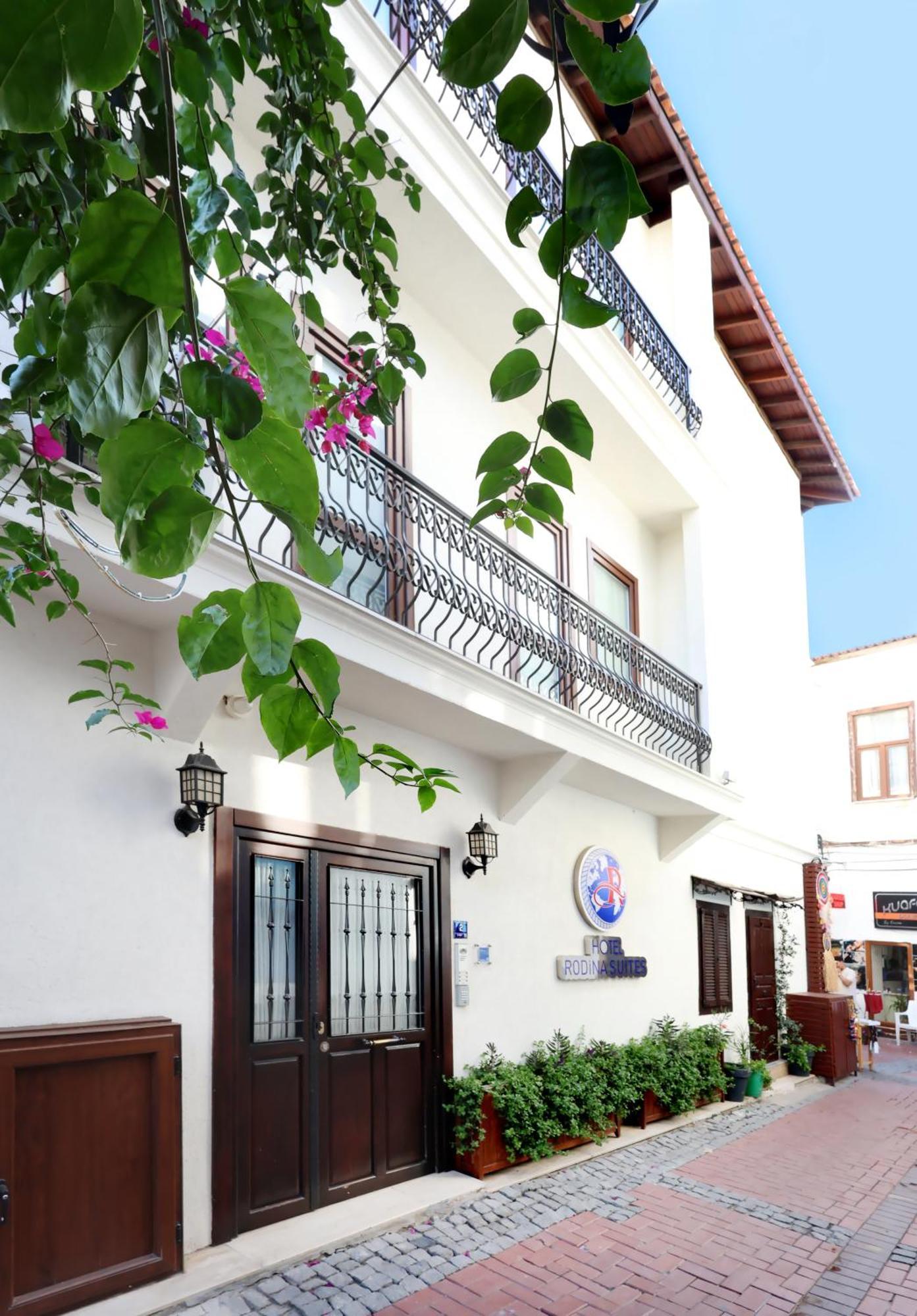 קוסדסי Rodina Suites Hotel מראה חיצוני תמונה
